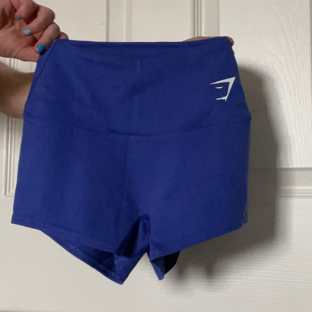 GYM SHARK ATHLETIC PURPLE SHORTS